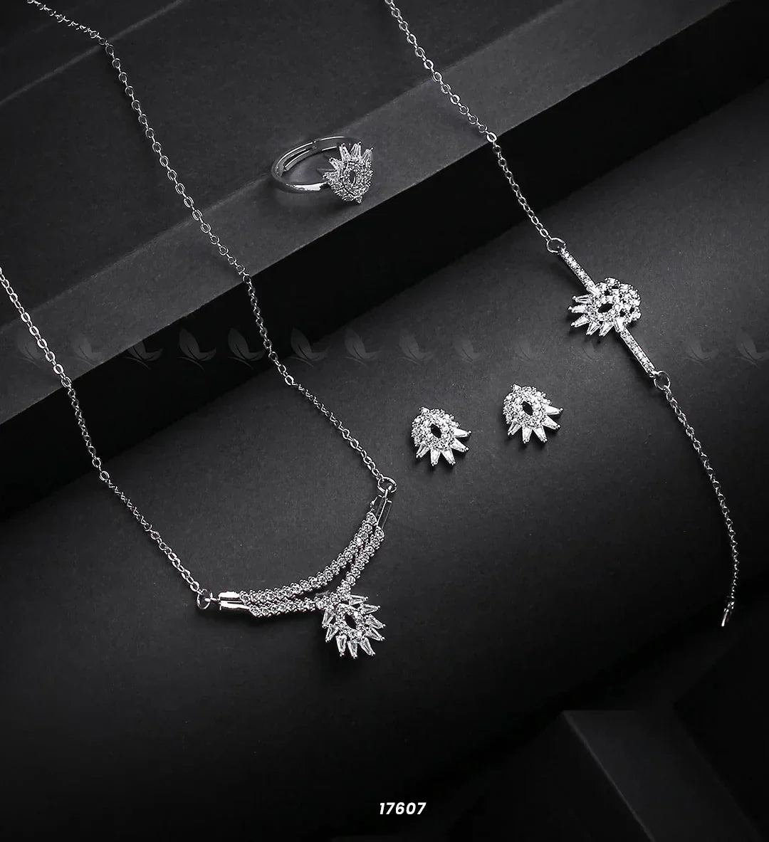 Mirage Necklace Set – Elegant Crystal Jewelry Set for Women (Necklace & Earrings Combo)